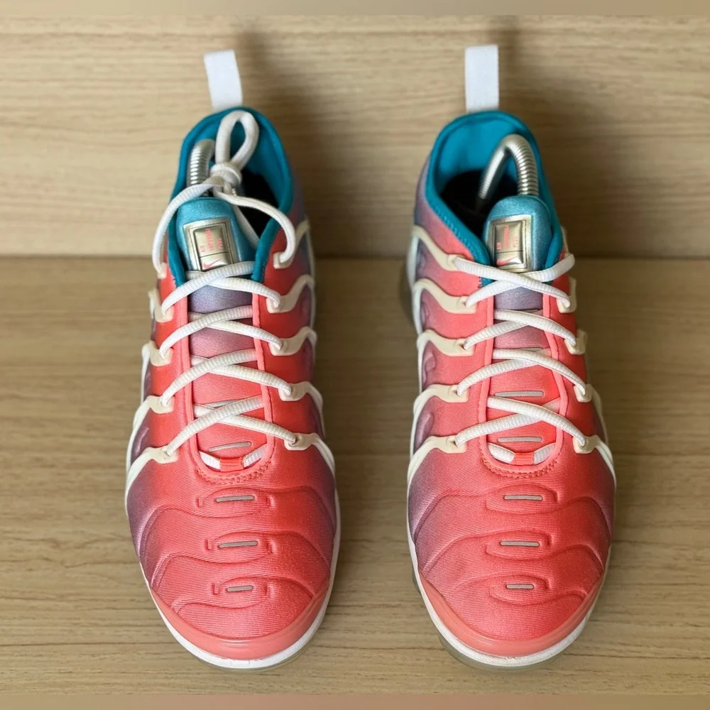 Nike Air Vapormax Plus Lava Glow